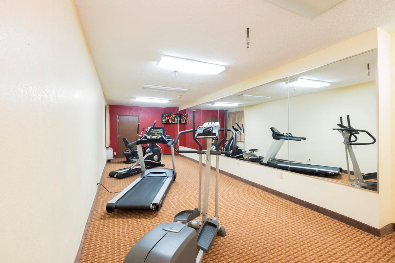 Red Roof Inn & Suites Cincinnati North-Мейсон Экстерьер фото